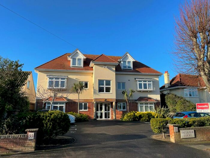 2 Bedroom Apartment To Rent In Browning Avenue, Bournemouth, BH5