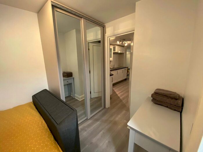 1 Bedroom Flat To Rent In Trebeck Street, Mayfair, London, W1J