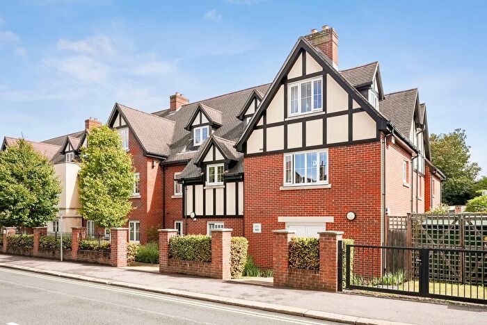 1 Bedroom Property For Sale In Waterloo Road, Epsom, KT19