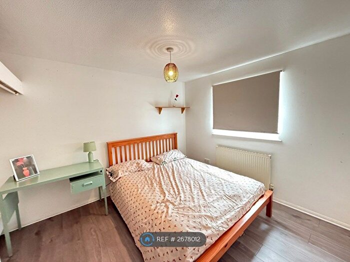 2 Bedroom Detached House To Rent In Craddock Road, Canterbury, CT1