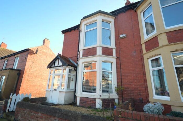 4 Bedroom End Of Terrace House To Rent In Eastbourne Gardens, Whitley Bay, NE26