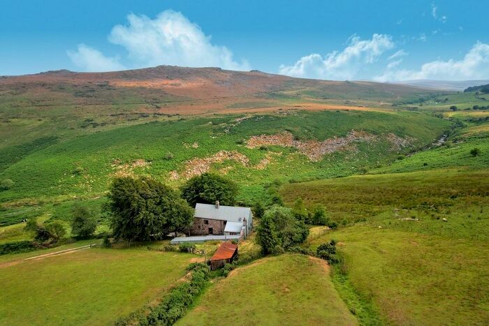 2 Bedroom Detached House For Sale In Okehampton, EX20