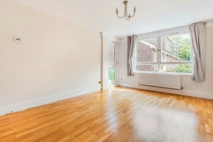 1 Bedroom Apartment To Rent In Invicta Close, Chislehurst, BR7