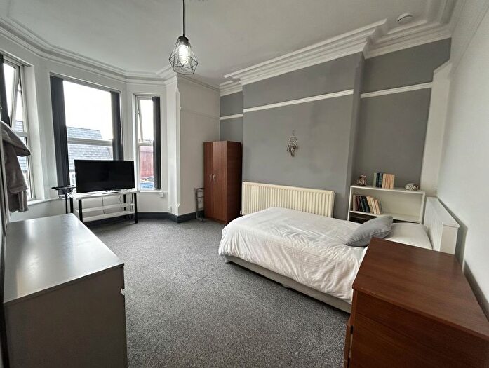 1 Bedroom Flat To Rent In Park Road, Nottingham, NG7