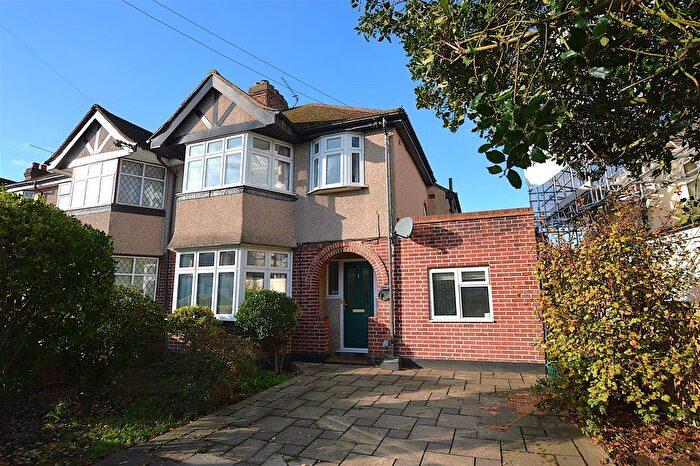 3 Bedroom Semi Detached House For Sale In Strathearn Avenue, Whitton, Twickenham, TW2