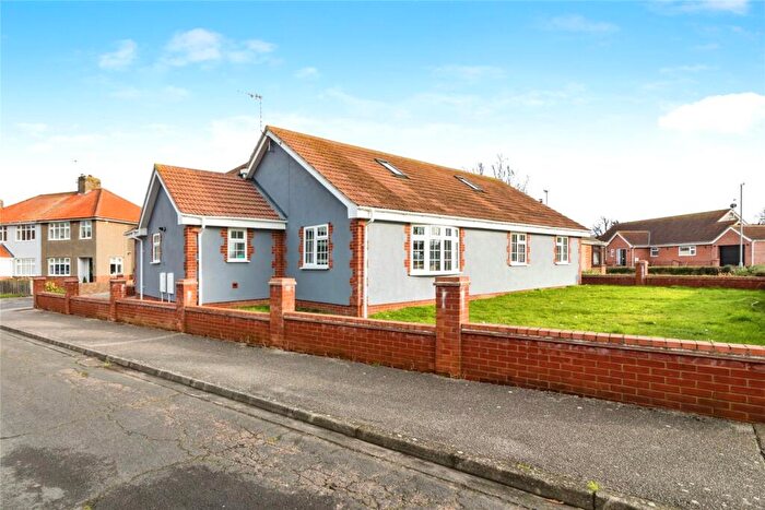 4 Bedroom Bungalow For Sale In Witney Green, Lowestoft, Suffolk, NR33