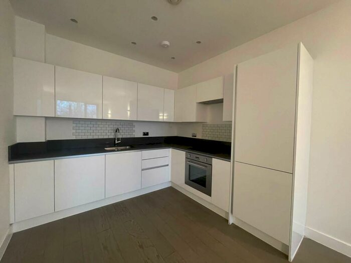 1 Bedroom Apartment To Rent In Bracknell, RG12