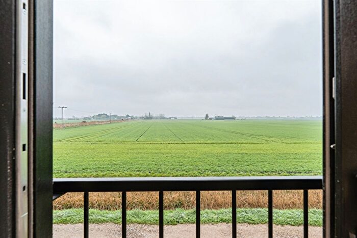 1 Bedroom Barn Conversion For Sale In Wimblington Road, Manea, March, PE15