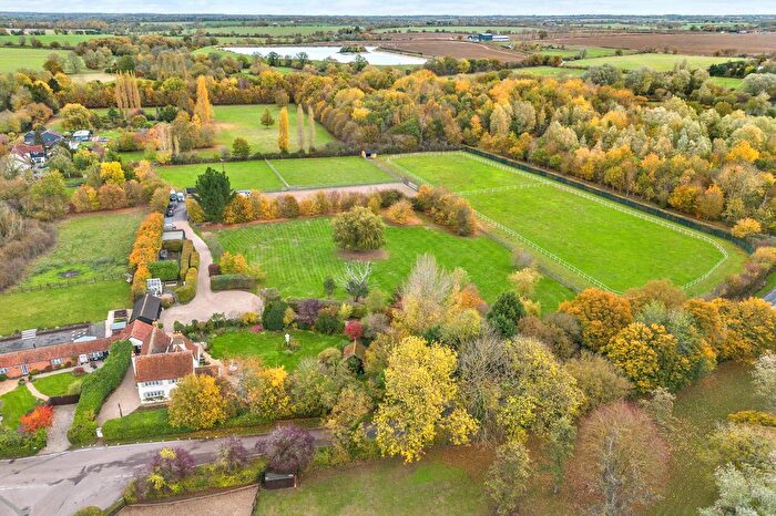 4 Bedroom Detached House For Sale In Beauchamp Roding, Ongar, CM5