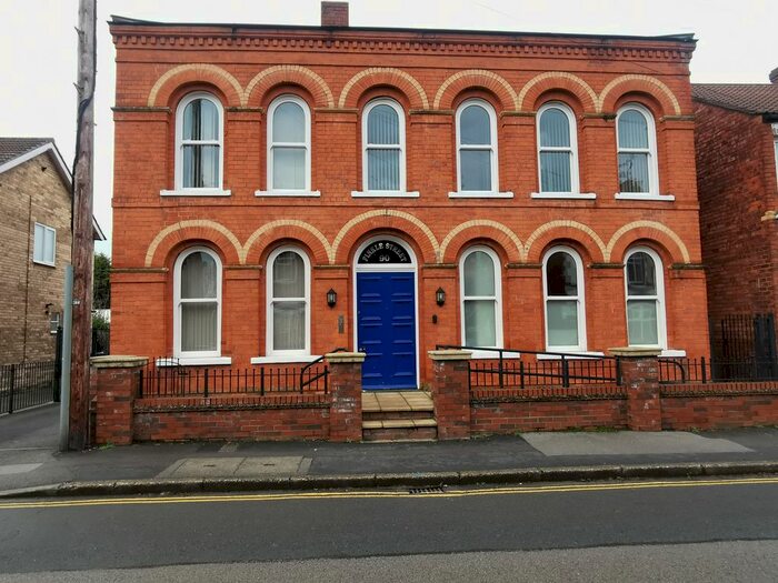 2 Bedroom Flat To Rent In 90 Finkle Street, Hull, Yorkshire HU16