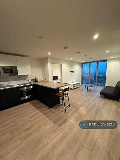 2 Bedroom Flat To Rent In New Bailey Street, Salford, M3