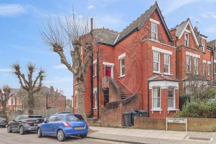 3 Bedroom Flat To Rent In Curzon Road, Muswell Hill, N10