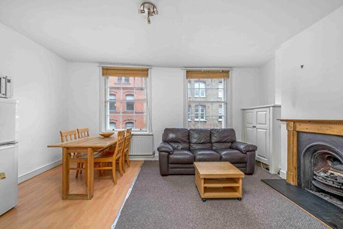 1 Bedroom Flat To Rent In Leather Lane, London, EC1N