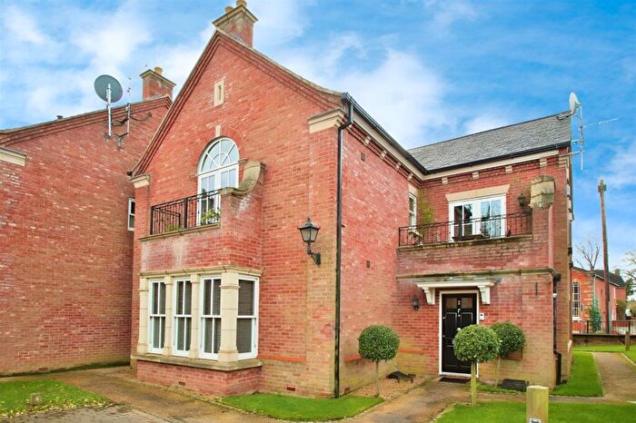 2 Bedroom Apartment To Rent In Guys Common, Dunchurch, CV22