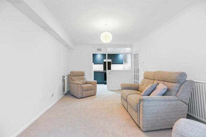 1 Bedroom Flat To Rent In Kingsmere, London Road, Brighton, BN1