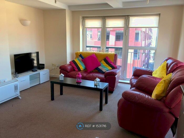 2 Bedroom Flat To Rent In The Bayley, Salford, M3