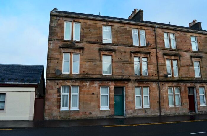 2 Bedroom Ground Flat To Rent In East Clyde Street, Helensburgh, Argyll & Bute, G84