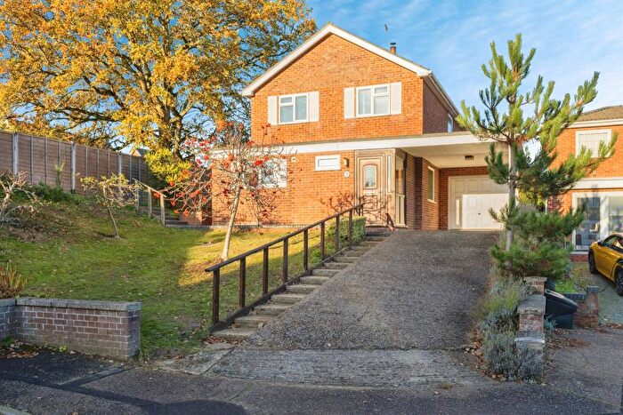 4 Bedroom Detached House For Sale In Woodside Close, Taverham, Norwich, NR8