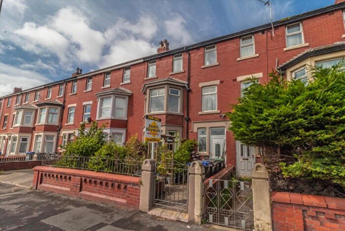 6 Bedroom House For Sale In Central Drive, Blackpool, FY1