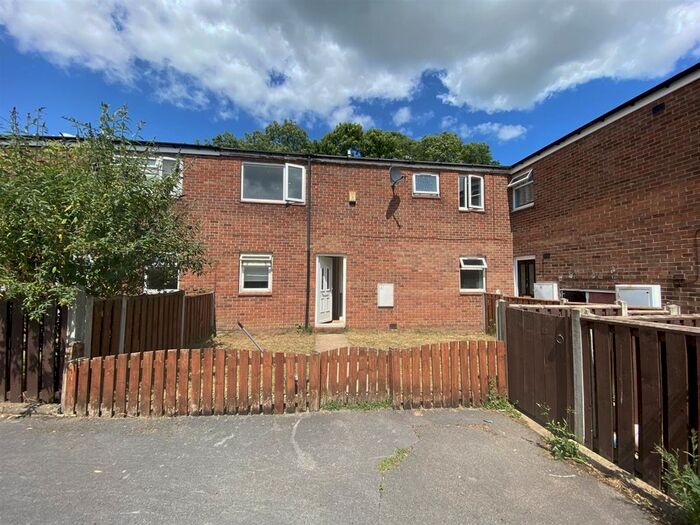 3 Bedroom Property For Sale In Gifford Close, Bransholme, Hull, HU7