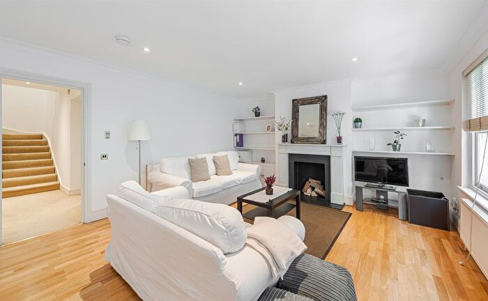 2 Bedroom Flat To Rent In Courtfield Gardens, London, SW5