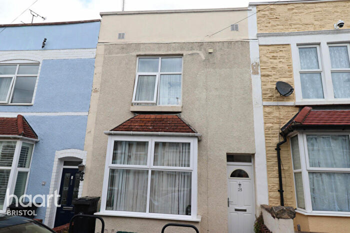 3 Bedroom Terraced House For Sale In Tudor Road, Bristol, BS5