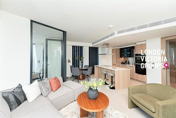 2 Bedroom Flat To Rent In River Park Tower, Nine Elms Lane, London, SW8