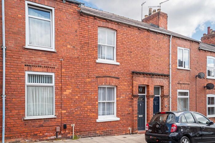 2 Bedroom Terraced House For Sale In Amberley Street, York, YO26