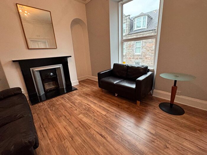 1 Bedroom Flat To Rent In West Mount Street, City Centre, Aberdeen, AB25