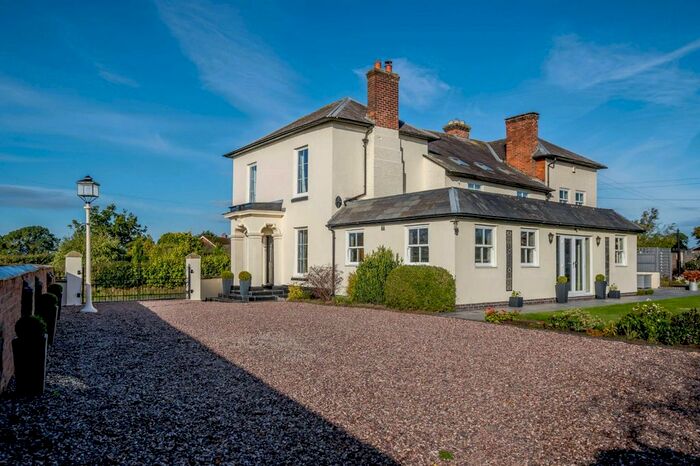 6 Bedroom Detached House For Sale In Northwood, Shrewsbury, Shropshire, SY4