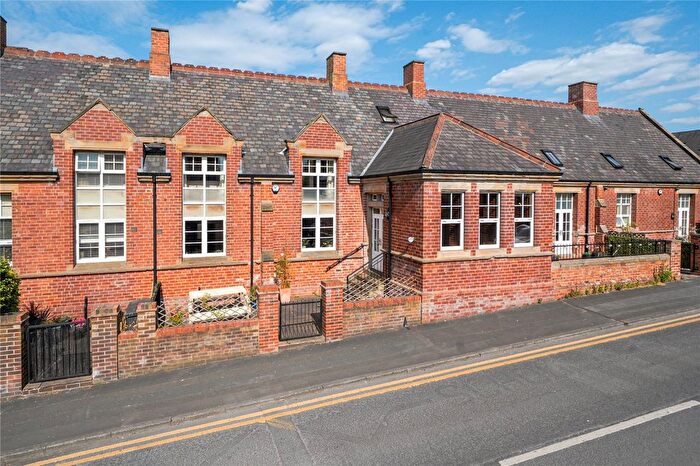 3 Bedroom Terraced House For Sale In Carlton Green, Rothwell, Leeds, West Yorkshire, LS26