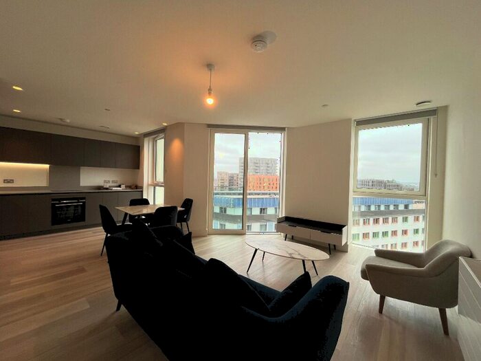 2 Bedroom Flat To Rent In Hale Works Apts, Daneland Walk, London, N17