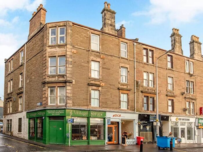 2 Bedroom Flat To Rent In A Perth Road, Dundee, DD1