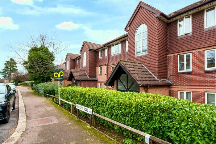 2 Bedroom Flat To Rent In Waverley Road, Enfield, EN2