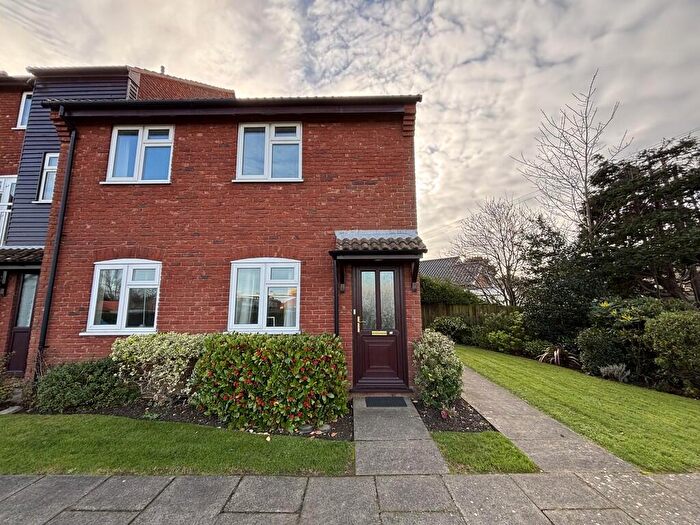 2 Bedroom Flat To Rent In Weybourne Road, Sheringham, NR26