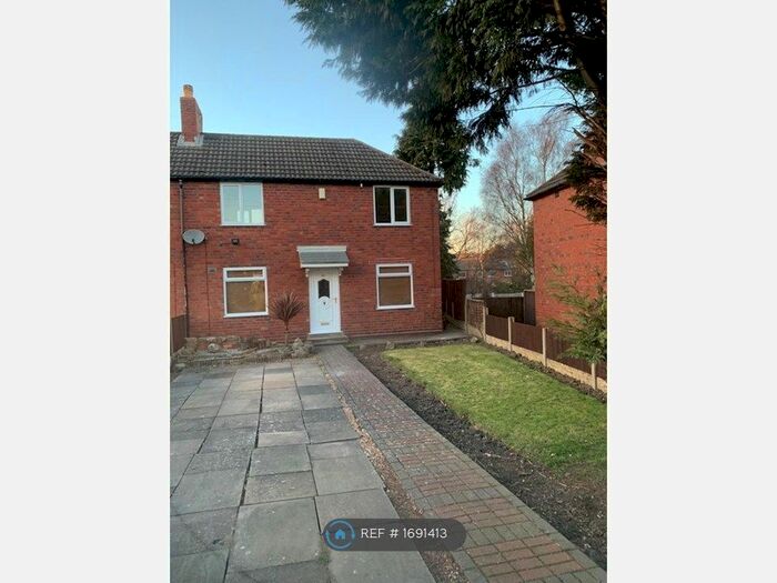 3 Bedroom End Of Terrace House To Rent In Causeway, West Midlands, B65