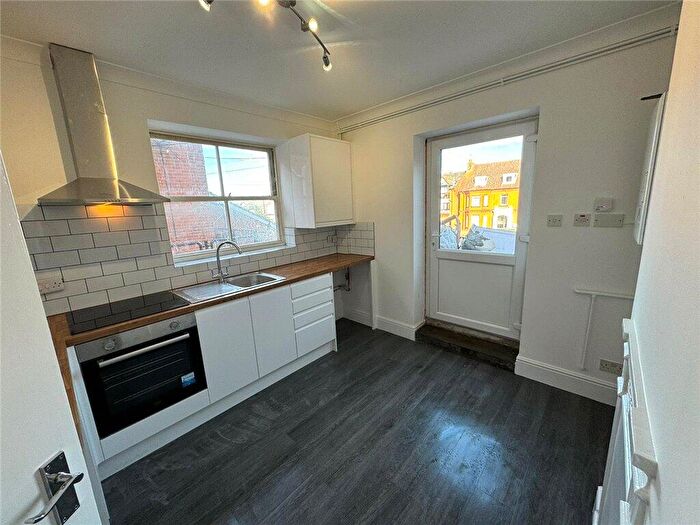 3 Bedroom Maisonette For Sale In Albert Walk, Felixstowe, Suffolk, IP11