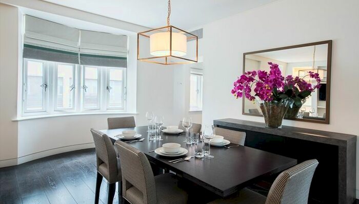 1 Bedroom Flat To Rent In Mayfair, Duke Street, London, W1K