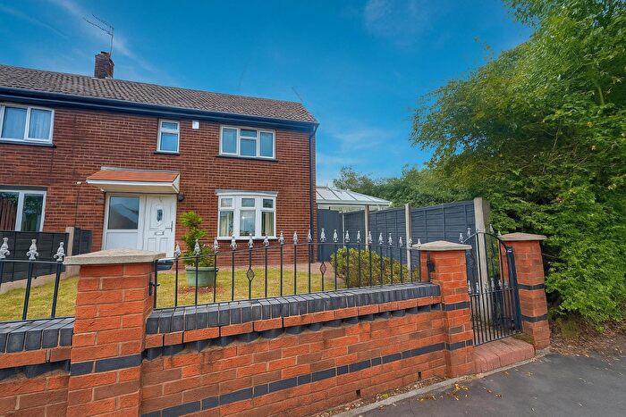 3 Bedroom End Of Terrace House For Sale In Lordsfield Avenue, Ashton-Under-Lyne, OL7