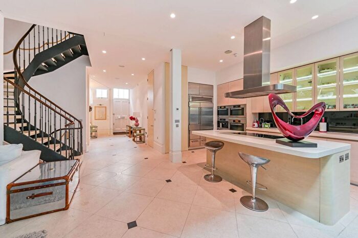 4 Bedroom Property To Rent In Adams Row, Mayfair, London, W1K