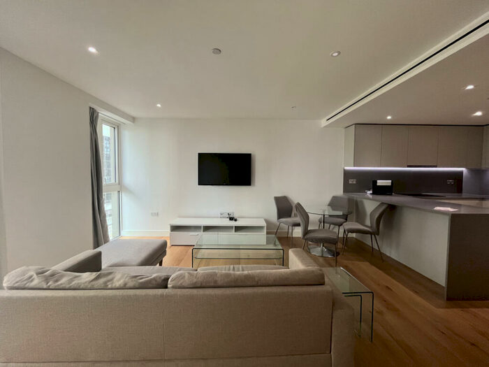 2 Bedroom Flat To Rent In Admirality House, London Docks, E1W