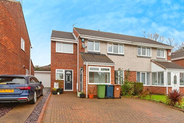 4 Bedroom Semi Detached House For Sale In Morpeth Close, Washington, Tyne And Wear, NE38