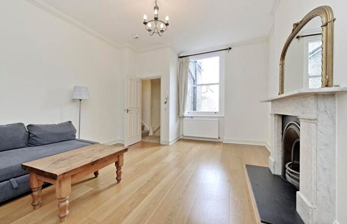 1 Bedroom Flat To Rent In Devonshire Street, Marylebone, London, W1G