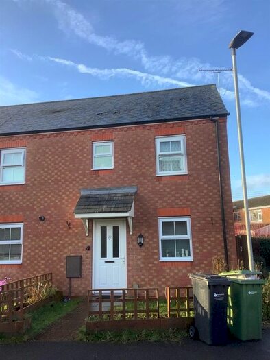 3 Bedroom Town House To Rent In Bateman Close, Shobdon, Leominster, HR6