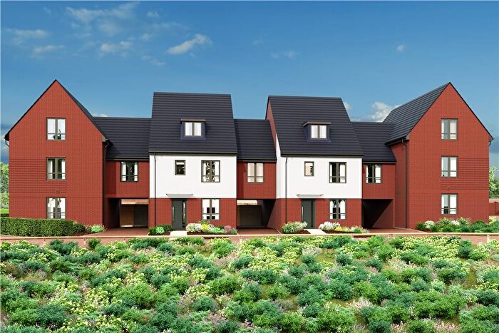 4 Bedroom Mews For Sale In "Oakmont" At Waterloo Road, Wokingham, RG40