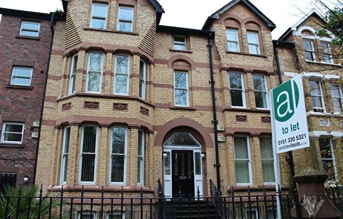 2 Bedroom Flat To Rent In Aigburth, Liverpool, L17
