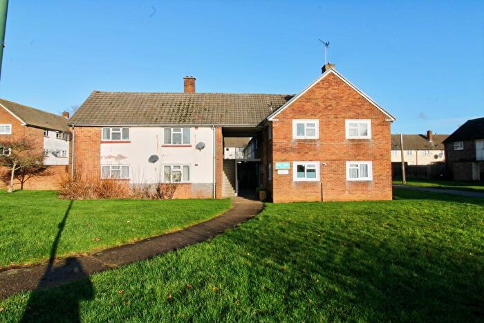 2 Bedroom Flat For Sale In The Dashes, Harlow, CM20