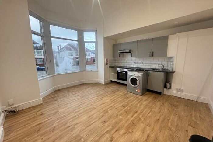 1 Bedroom Flat To Rent In Newport Road Cardiff, CF24