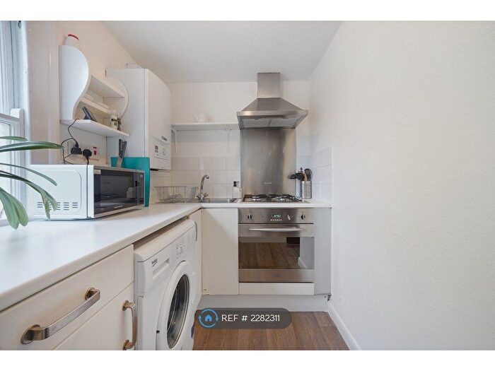 1 Bedroom Flat To Rent In Maida Vale, Jw, W9
