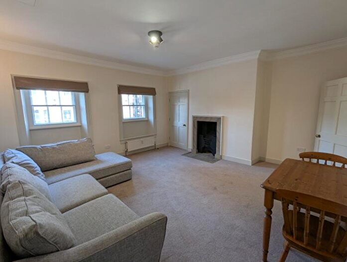 1 Bedroom Apartment To Rent In Mill Hill Leeds, LS1